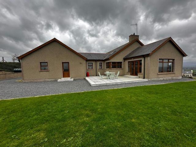 Вилла Hillhead Country Retreat Каслуэллан Экстерьер фото