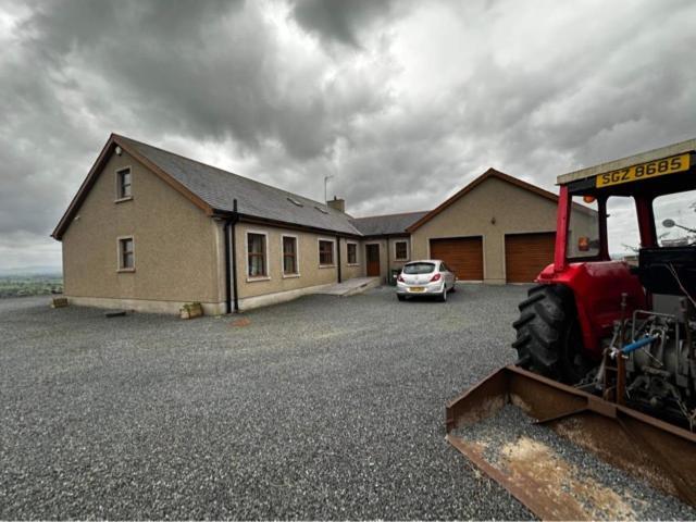Вилла Hillhead Country Retreat Каслуэллан Экстерьер фото