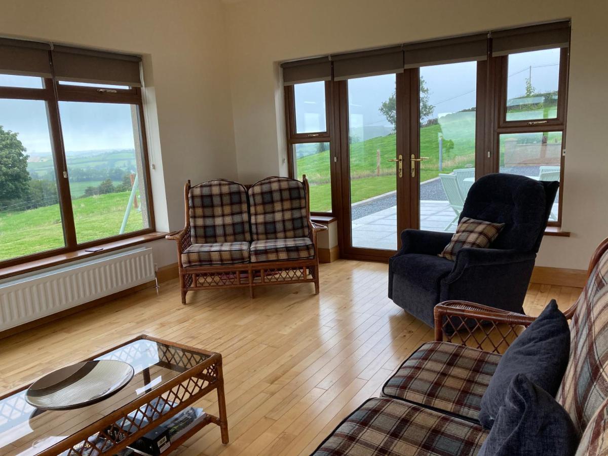 Вилла Hillhead Country Retreat Каслуэллан Экстерьер фото