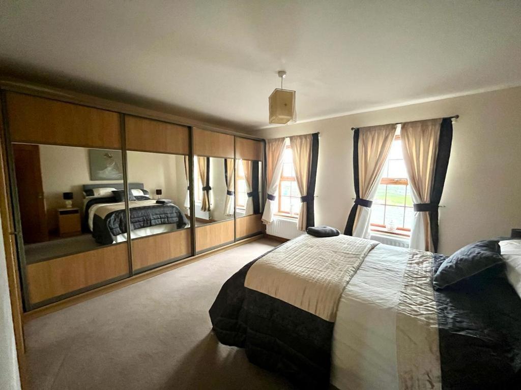 Вилла Hillhead Country Retreat Каслуэллан Экстерьер фото